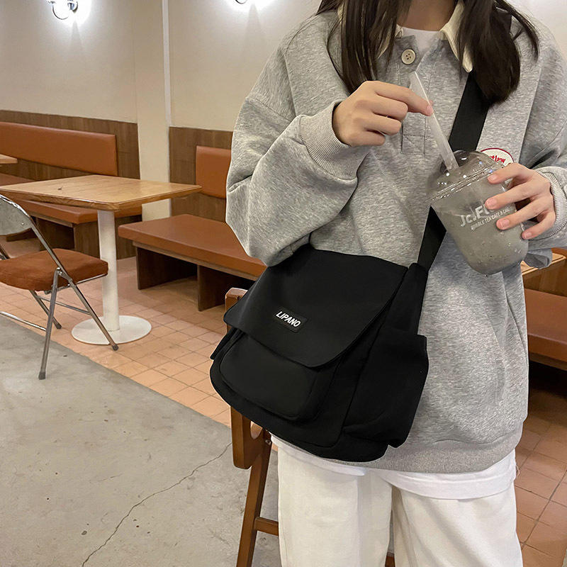 Wholesale Custom Art Leisure Crossbody Bag Single Shoulder Bag Suitable For Daily Life