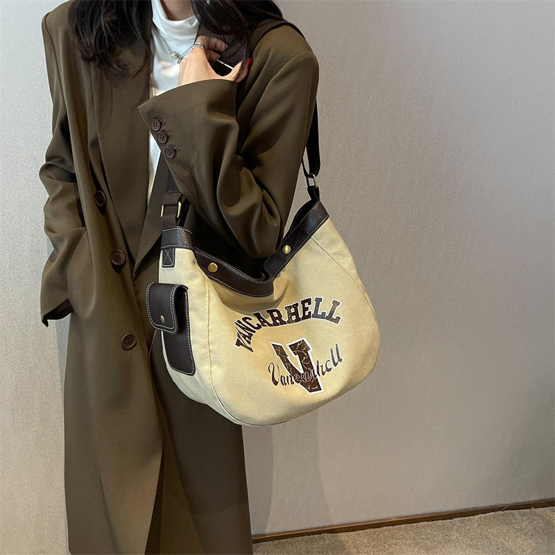 Large Capacity Custom Logo Canvas Bag Retro Fashion Messenger Bag For Shopping