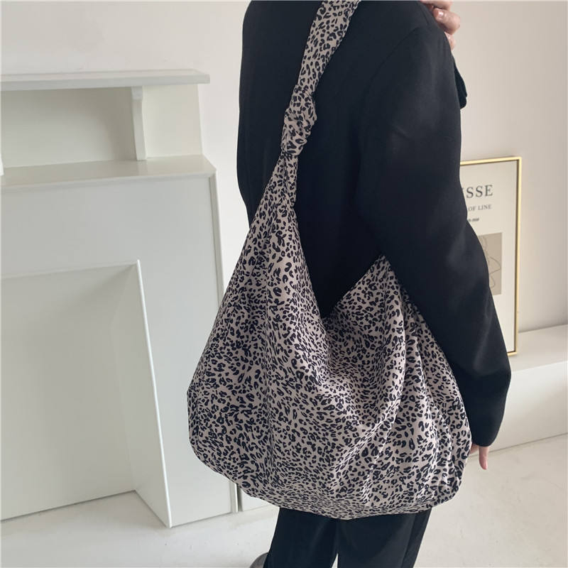 Leopard Print Tie Straddle Bag Large Capacity Logo Nylon Shoulder Bag