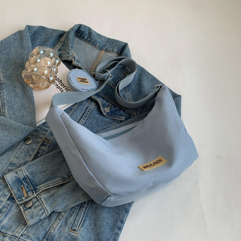 Manufacturers Custom Logo Shoulder Messenger Bag Simple Fashion Dumpling Bag
