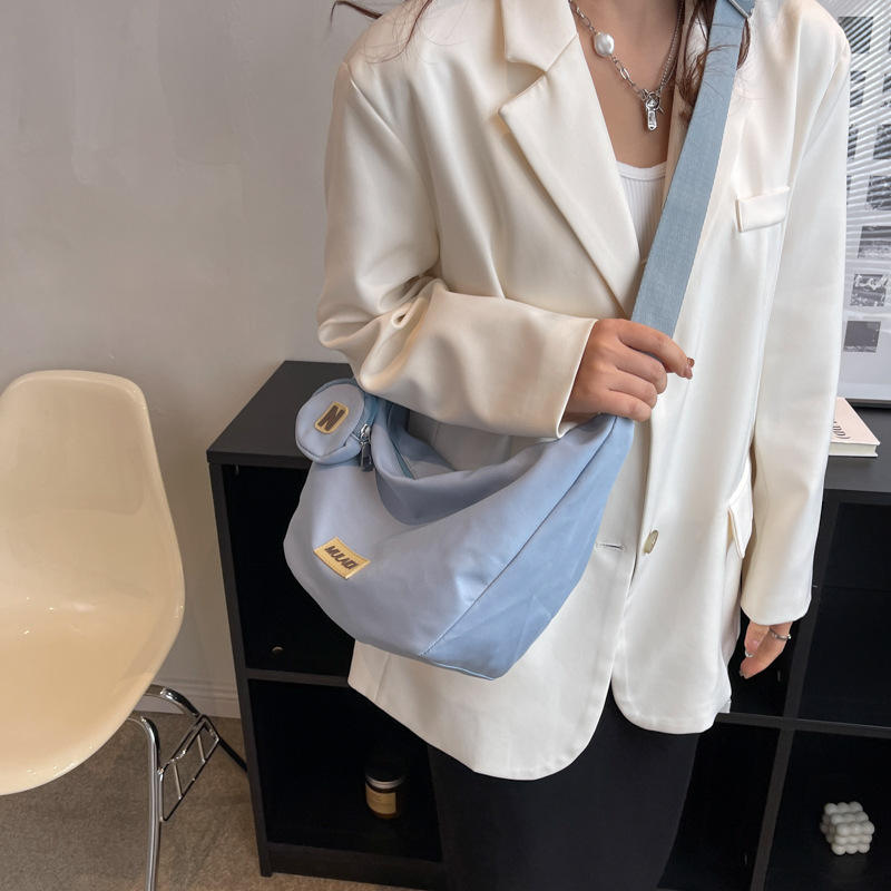 Manufacturers Custom Logo Shoulder Messenger Bag Simple Fashion Dumpling Bag