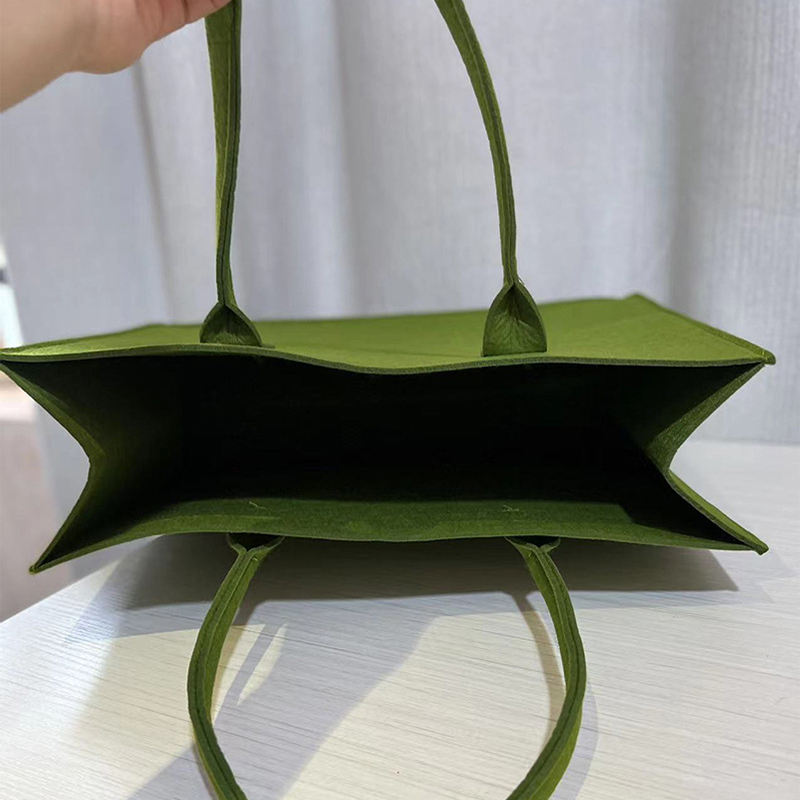 Hot Sale Large Capacity Fashion Creative Custom Felt Tote Bag For Shopping