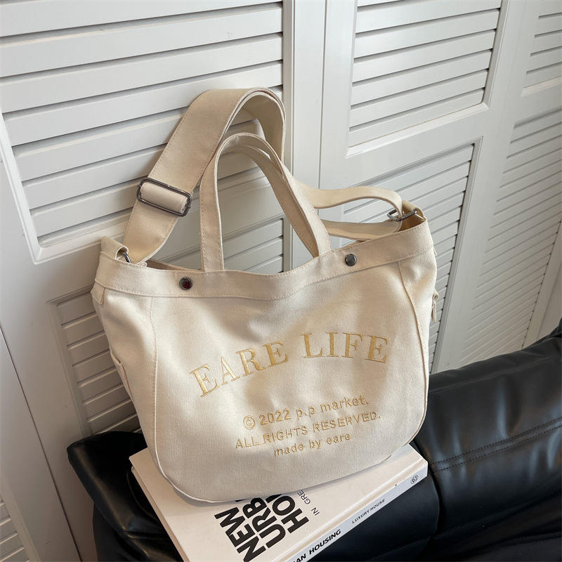 Large Capacity Embroidered Canvas Bag Fashion Personality Single Shoulder Messenger Bag