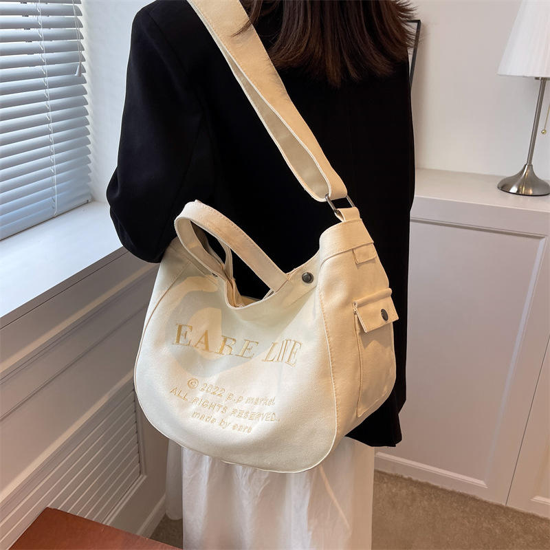 Large Capacity Embroidered Canvas Bag Fashion Personality Single Shoulder Messenger Bag