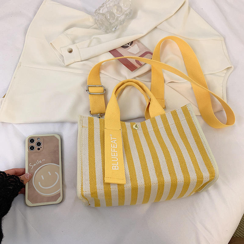 Fashion Custom Striped Women’s Messenger Bags For Shopping