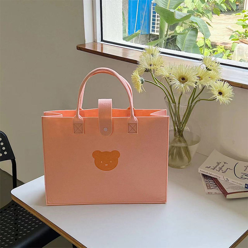 New design Eco-friendly Cute Bear Felt Tote Bag With Custom Logo For Shopping