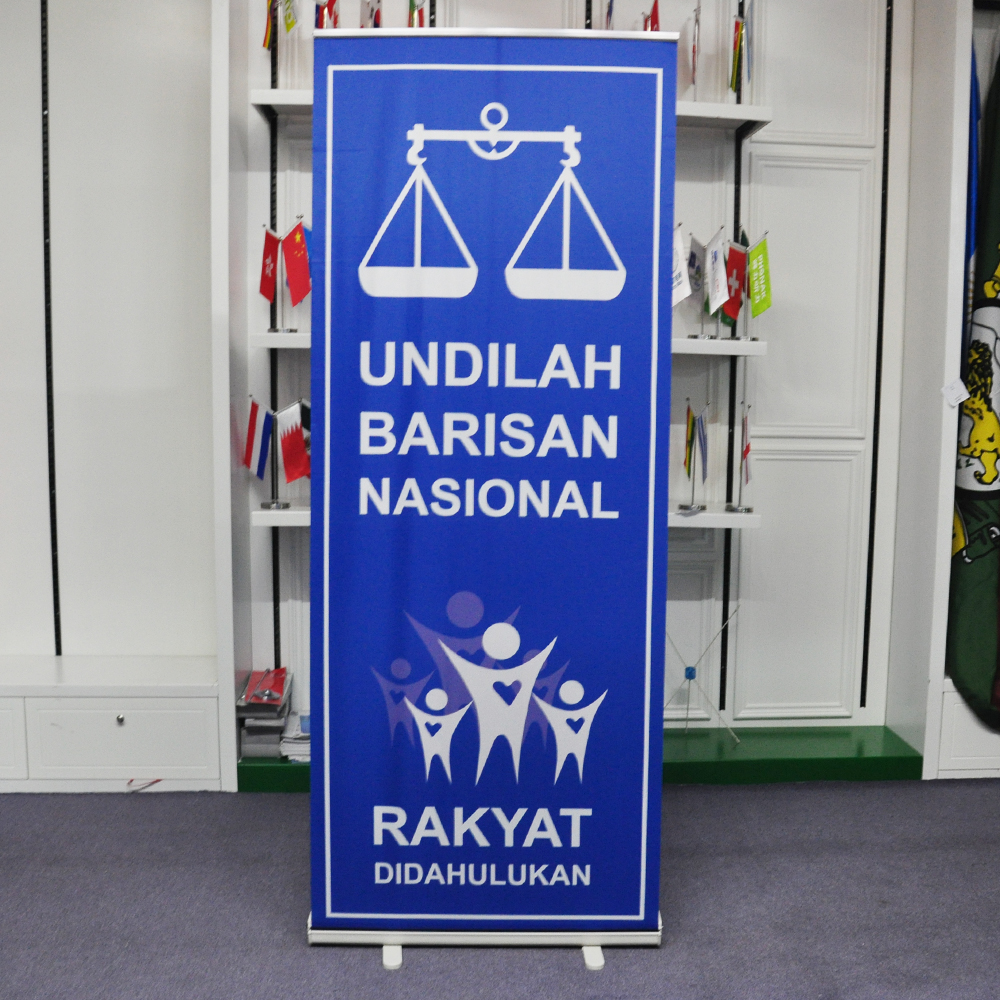 Roll up banner