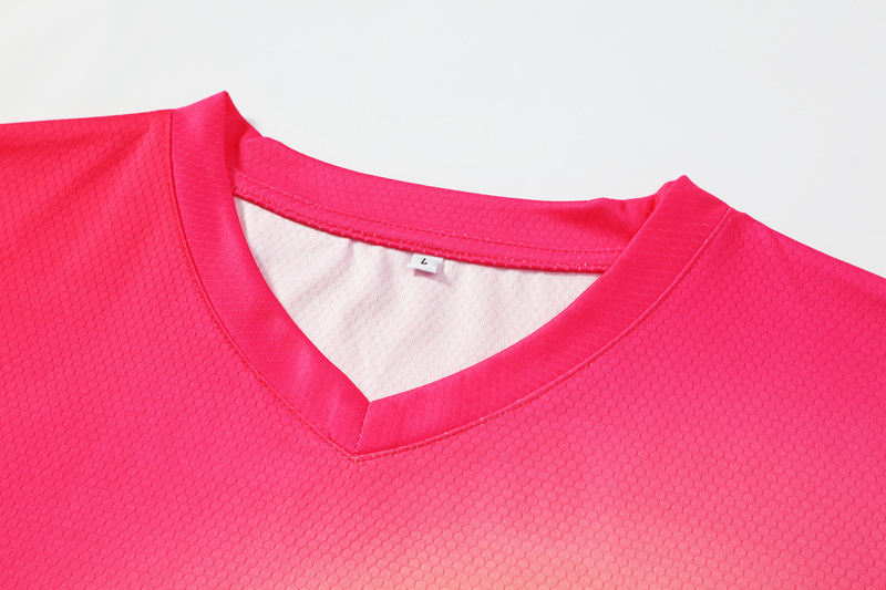 Football T-shirts-V-Neck 150g Football Grid – Pink