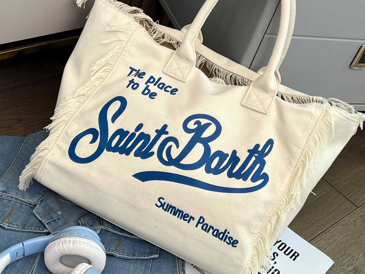 8 Creative Styling Ideas for Custom Beach Tote Bags​