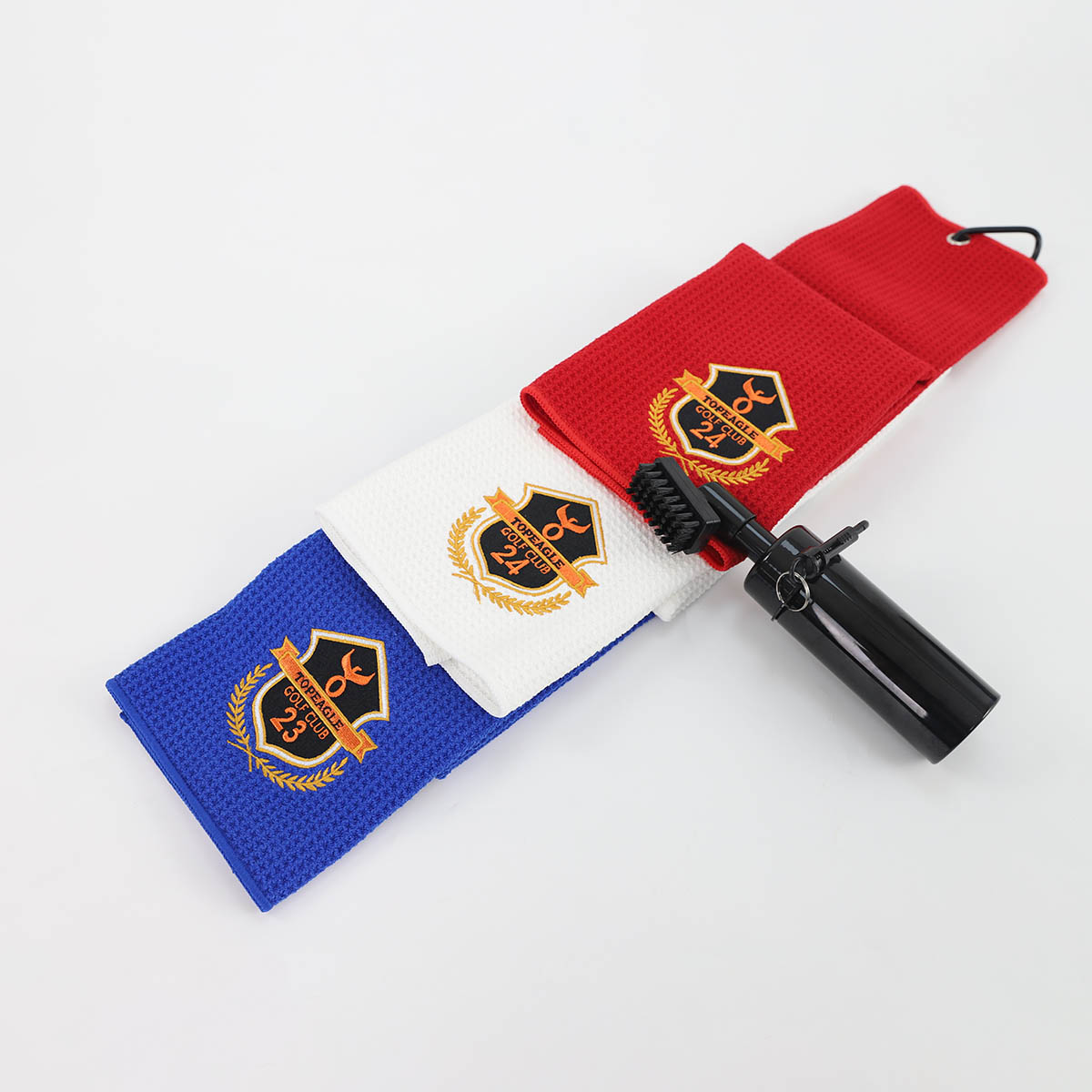Embroidered pineapple grid golf towel, 420gsm
