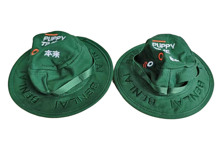 On-Time Delivery of 5,000 Canvas Pet Hat Coin Purses in 20 Days