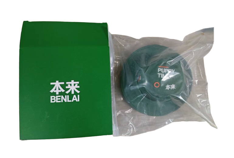 On-Time Delivery of 5,000 Canvas Pet Hat Coin Purses in 20 Days