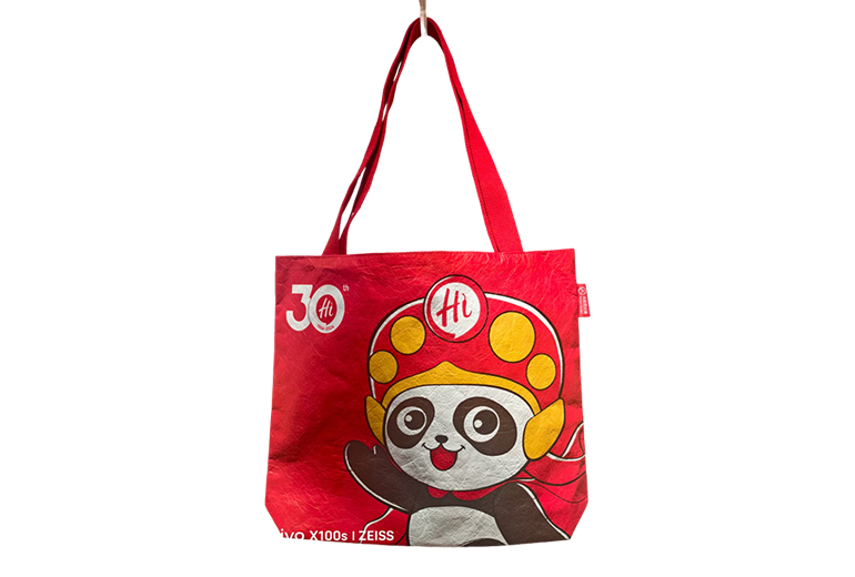 Haidilao customized 38,000 Dupont Paper Bags for 30th Anniversary