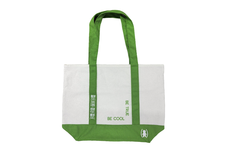 Henan Xianfeng Commerce 5,000 Custom Spliced Bags Delivered on Time for Supermarket Chain