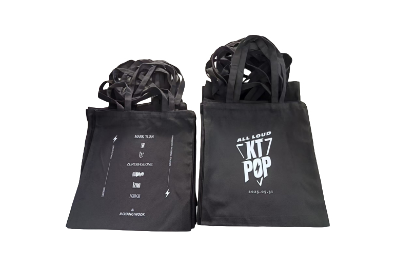 KT POP Girl Group 15,000 canvas bags for concert merchandise