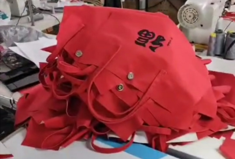 Lingyin temple: Delivering 600 Bottom-Only, Side-Less Bucket Bags in 10 Days