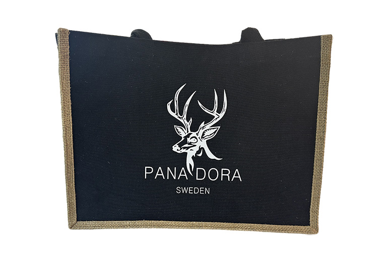 8,500 Custom Gift Bags Delivered for a Swedish Perfume Company