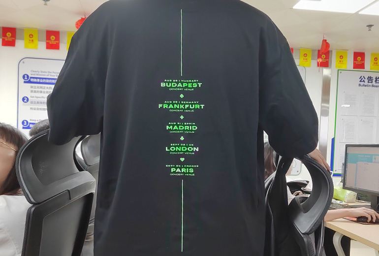 Playground Concert Merchandise: Gahumi Delivers Unified Branding and On-Time Production