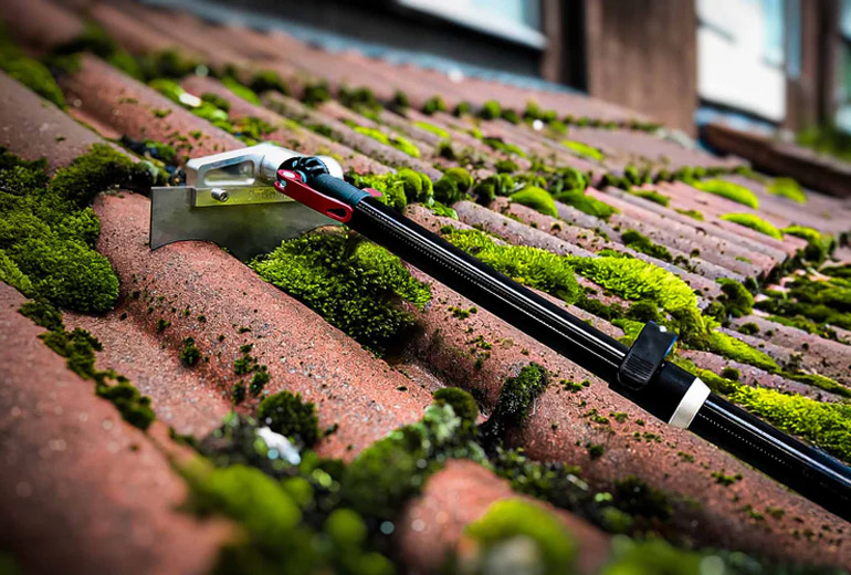 Window Cleaning Warehouse: Custom Tool Kits Finalized in 2 Days