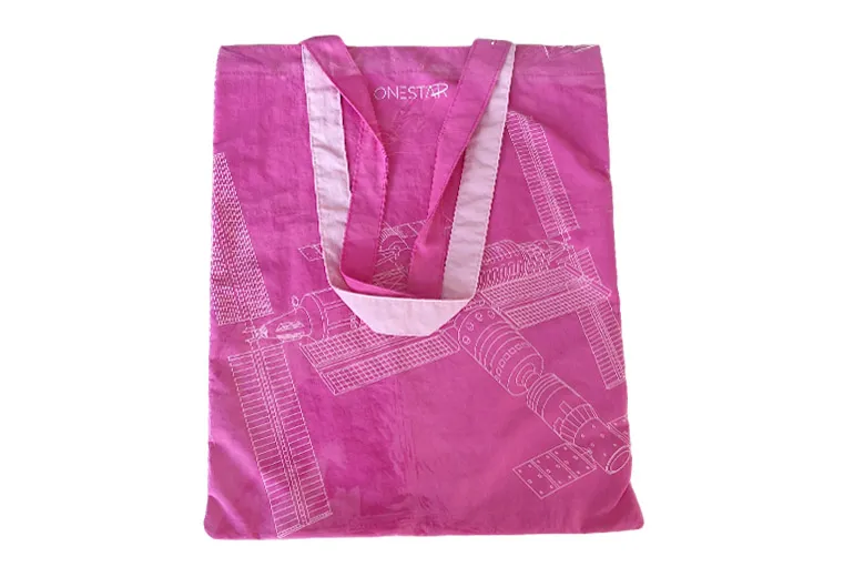 Yikexingfan: Seamless Wrinkle Nylon Tote Bag Customization