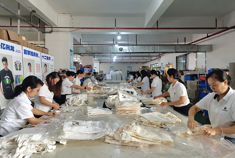 Lee Kum Kee 35,000 Panda Shopping Bags Customization