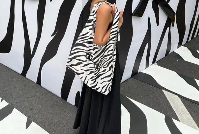YSL Canvas Tote Bag: 50,000 Customized Units Delivered for Points Redemption Gifts