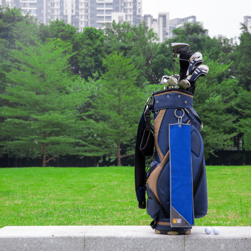 Golf outside