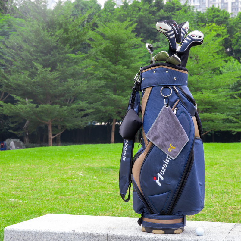 Golf outside