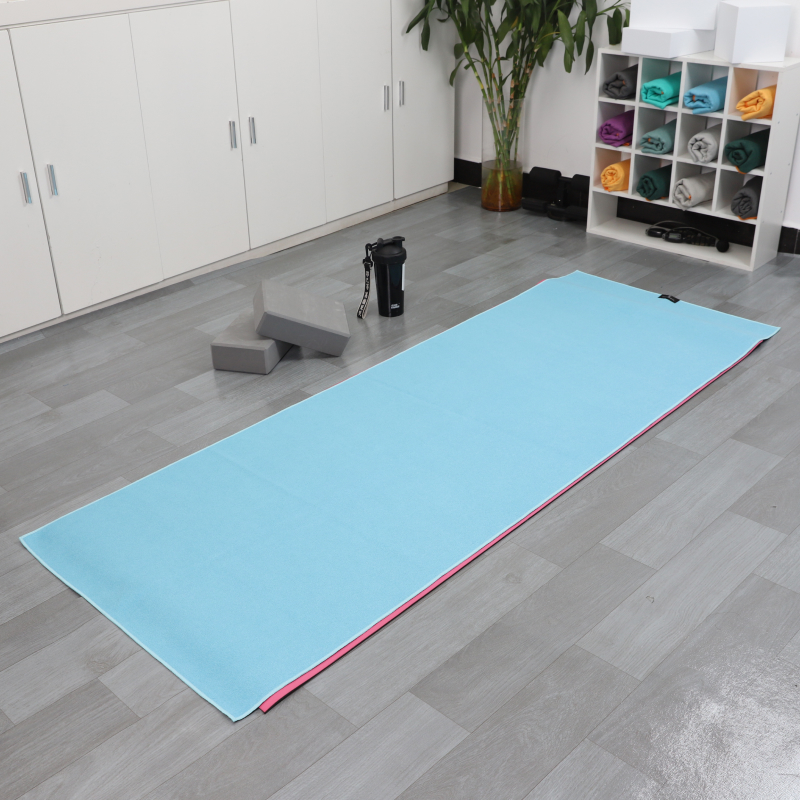 Yoga mat2