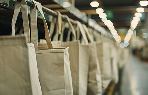 Sustainable Fashion: How Canvas Bag Production Reduces Environmental Impact