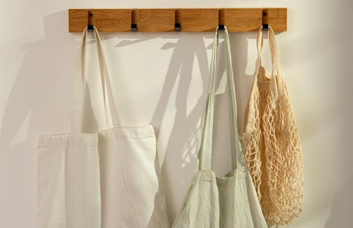The Rise of Canvas Bags: A Shift Towards Ethical Fashion