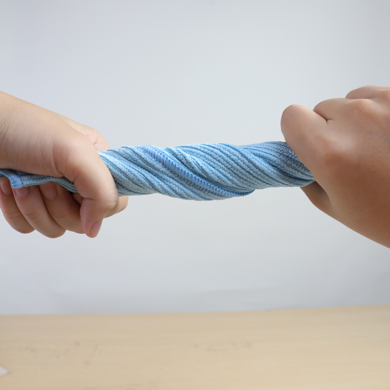 Duster cloth
