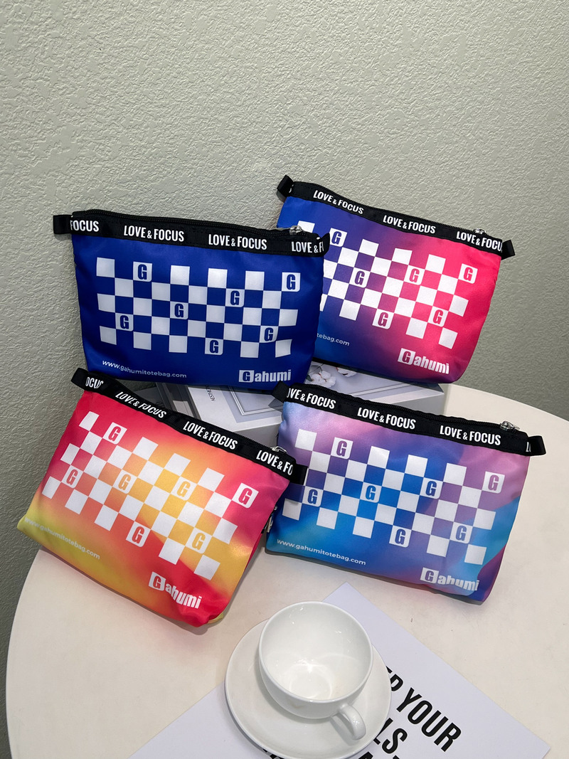 Makeup bag – gradient color
