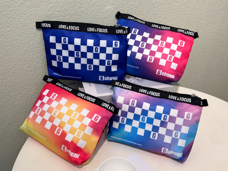 Makeup bag – gradient color