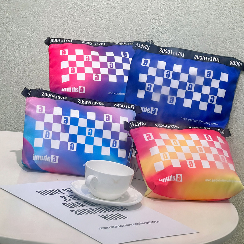 Makeup bag – gradient color